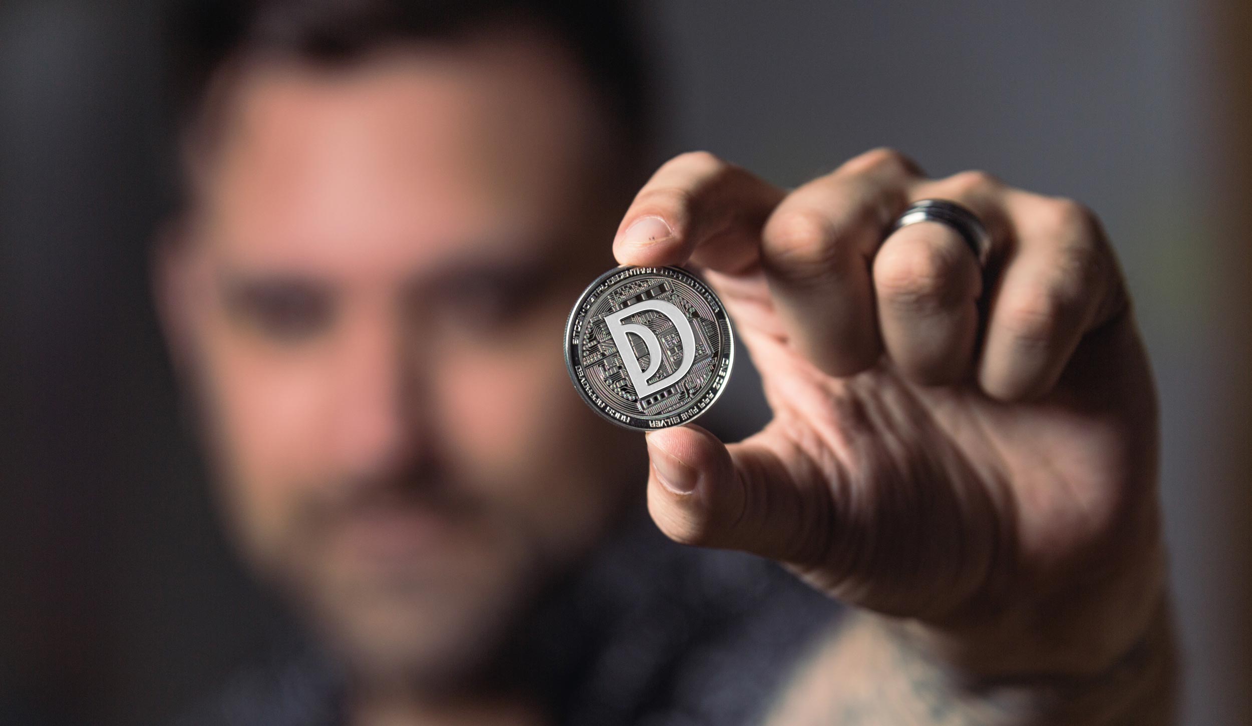 D Coin